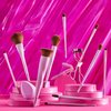 essence | Eyeliner Brush | Angled, Soft Bristles for Precision Gel, Cream, & Powder Eye Makeup | Vegan & Cruelty Free Beauty