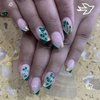 24Pcs St. Patricks Day Fake Nails Short Square French Tip Press on Nail Green Shamrocks with Glitter Full Cover Stick on Nails Designs Acrylic False Nails Irish Glue on Nails for Women Girls DIY