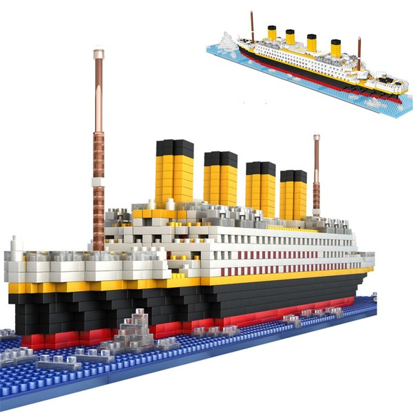 Jqmeg Titanic Micro Mini Building Blocks Set, 1860pcs 3D Titanic Model Building Set Blocks, DIY Bricks Toys Gift for Adults and Kids (1860 pcs)