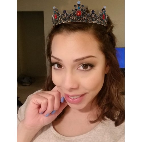 SH Baroque Queen Crown for Women Rhinestone Wedding Crowns and Tiaras Girls Vintage Birthday Tiara Halloween Party Hair Accessories with Ruby for Pageant Prom