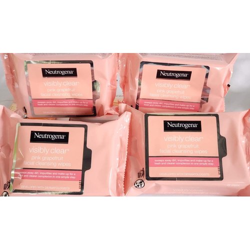 Neutrogena Visibly Clear Pink Grapefruit Cleansing Wipes (Quantity of 4)