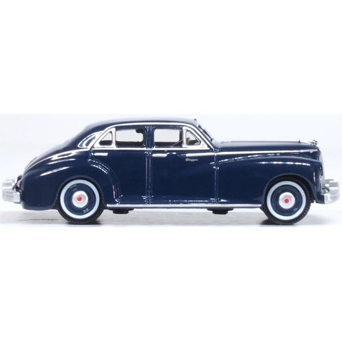 1942 Clipper Touring Sedan Packard Blue 1/87 (HO) Scale Diecast Model Car 87PC42001