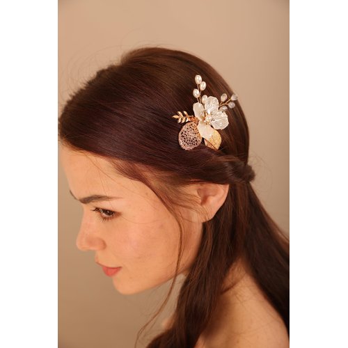 BERYUAN Bridal White Flower Gold Leaf Crystal Rhinestone Hair Comb Crystal rhinestone pearls hair comb Wedding Hair Accessories for Women and Girls