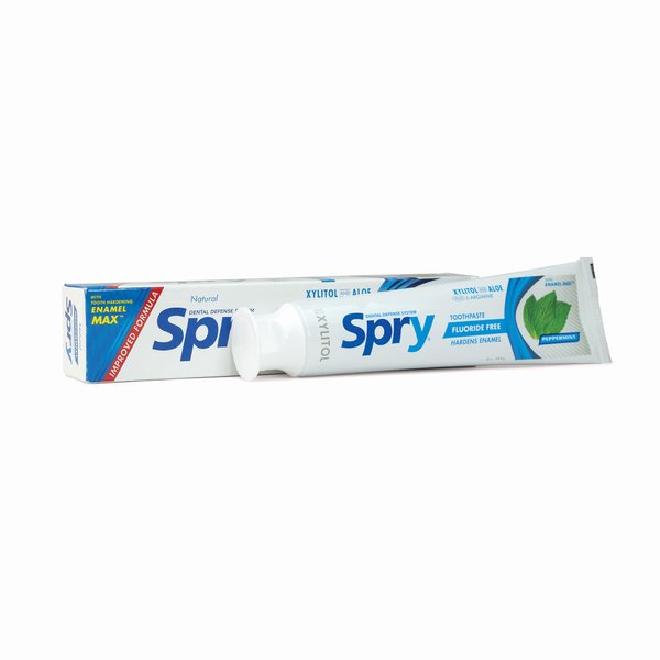 Spry Xylitol Toothpaste 5oz, Fluoride Free Toothpaste Adult and Kids, Teeth Whitening Toothpaste with Xylitol, Natural Breath Freshening, Mouth Moisturizing Ingredients, Peppermint (Pack of 3)