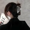 FULANSI Skeleton Hand Hair Clip Metal Silver Hair Claw Clips Gothic Halloween Hair Accessories for Women Fashion Skull Claw Clips for Thick/Thin Hair Strong Hold Hair Jaw Barrettes Party Decor