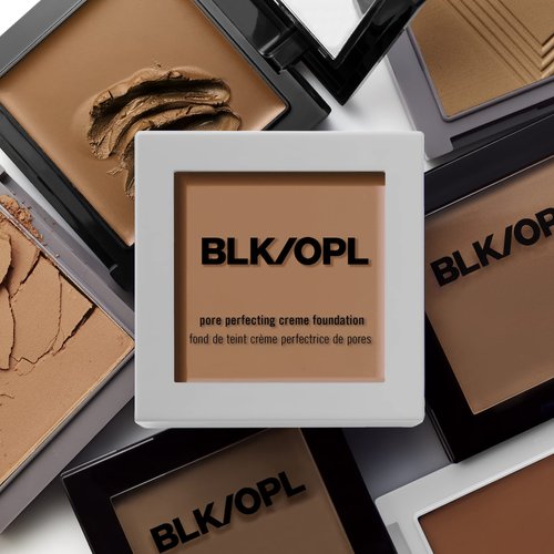 BLK/OPL TRUE COLOR Pore Perfecting Powder Foundation SPF 15, Suede Mocha — enriched with Vitamins C & E, cruelty-free