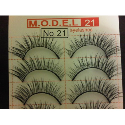 Model 21 False Eyelashes No. 21A, 10 Pairs