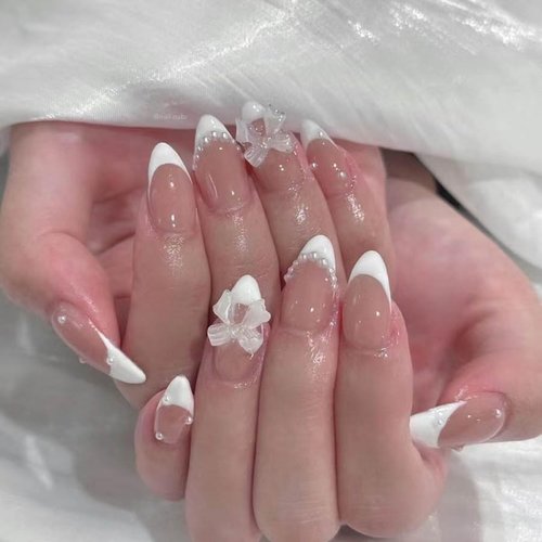 White French Tip Press on Nails Almond - WLGDLH Pink Fake Nails Short French Pearls False Nails Cute Bow Nail Charms Designs Nail Tips Acrylic Full Cover Glue on Nails for Women Girls 24 Pcs