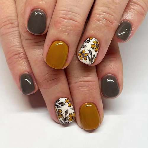 Square Fake Nails Short Press On Nails Fall False Nails With Flower Leaf Designs Brown Nails Press On s Full Cover Stick On Nails Short Acrylic Nails Glossy Glue On Nails For Women 24Pcs