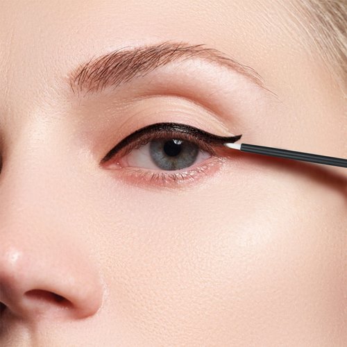 G2PLUS 100PCS Disposable Eyeliner Brush, Makeup Brushes Applicator, Cosmetic Eye Wands, Eyeliner Brush Applicator for Lip Liners, Eye Makeup, Eyelashes and Detail Painting (Black)