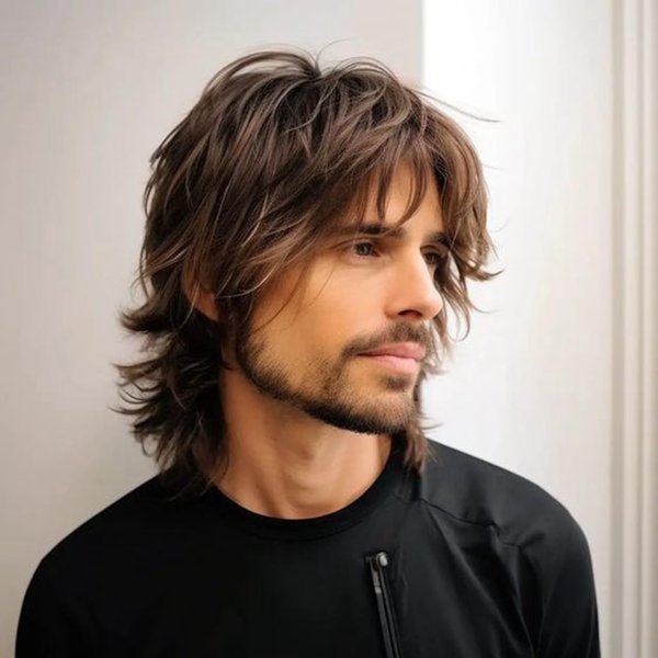 Wiwige Short Brown Wig for Men Short Curly Layered Brown Wig with Bangs Synthetic Halloween Cosplay Costume Party Full Wig for Male