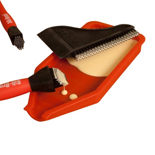 Sili Complete Silicone Glue Kit Wood Glue Up 4Piece Kit 2 Pack of Silicone Brushes 1 Tray 1 Comb Woodworking Glue Spreader Applicator Set