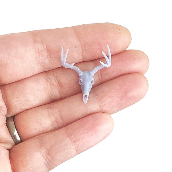 Miniature Deer Skulls 1:24 Scale White Tail Deer Skull Replica for Dollhouse or Diorama, Realistic Design 7/8 inch by the Scale Grail (Grey (unpainted), FIVE (5) Deer Skulls)