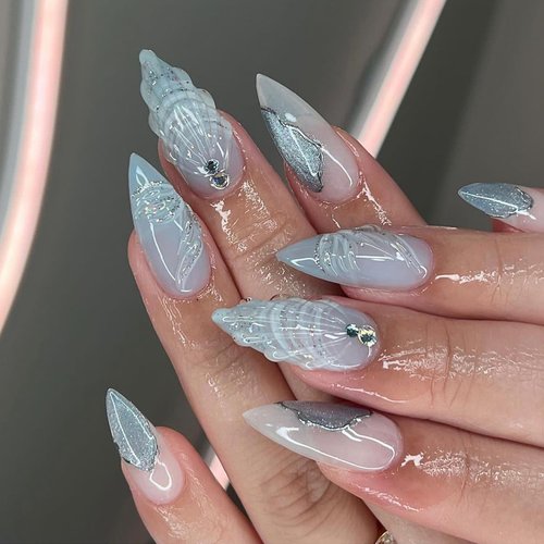 Press on Nails Medium Almond False Nails 3D Seashells Fake Nails Artificial Acrylic Nails Seashells Rhinestones Design French Tip Nails Full Cover Glossy Reusable Coffin Nails Glue on Nails for Women