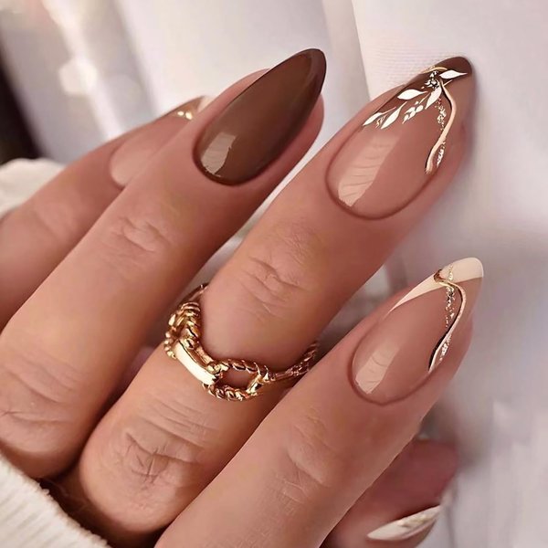 24 Pcs Almond Press on Nails Fall Fake Nails Brown White Medium False Nails with Leaf Designs Full Cover Glossy Acrylic Glue on Nails Autumn Thanksgiving Stick on Nails for Women Manicure DIY