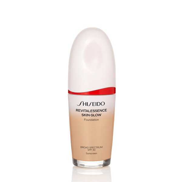 Shiseido RevitalEssence Skin Glow Foundation SPF 30, 240 Quartz - Buildable, Medium Coverage - 24-HR Hydration & 12-HR Wear - Transfer, Crease & Fade Resistant - Non-Comedogenic - All Skin Types