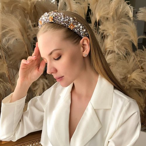 JWICOS Multicolor Elegant Velvet Wide Headbands Vintage Hairband with Crystal Beads Shining Fashion Flower Pearl Hair Hoops for Women and Girls Pack of 1 (Multicolor)