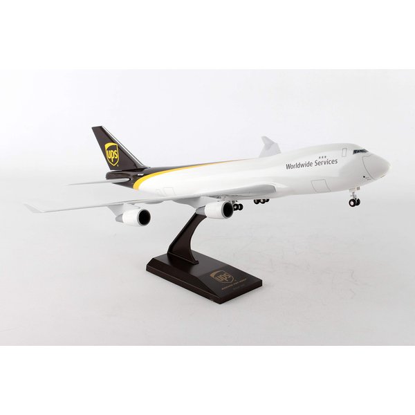 Daron Skymarks Ups 747-400F Airplane Model Building Kit with Gear 1/200-Scale, White,black