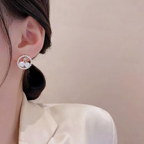 Sttiafay Vintage Circle Pearl Earrings Crystal Cherry Stud Earrings Gold Pearl Hoop Earrings Pearl Circle Earrings Jewelry for Women and Girls