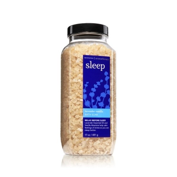 Bath and Body Works Aromatherapy Lavender Vanilla Bath Soak 17 Ounce
