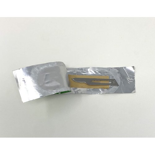 Disposable Surgical Scalpel Blades Sterile High Grade Carbon Steel 2.1% 10xx Individually Foil Wrapped by P&P MEDICAL SURGICAL Size 15 Box of 100