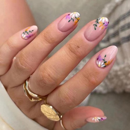 24 Pcs YoYoee Almond Press on Nails Short Daisy False Nails Acrylic Full Cover Fake Nails Cute Color Nails Tips for Womon and Girle
