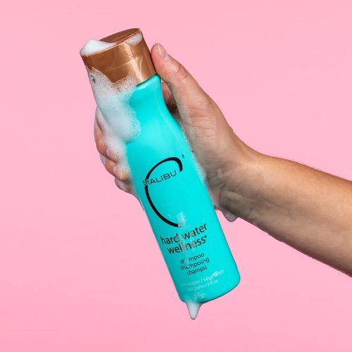 Malibu C Hard Water Wellness Shampoo - Hydrating Sulfate Free Shampoo - Hair Care for Hard Water - Protects Hair from Hard Water Elements + Removes Build Up (9 oz)