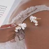 Sttiafay Vintage Pearl Flower Earrings Gold Pearl Dangle Earrings White Flower Stud Earrings Pearl Wedding Drop Earrings Jewelry for Women