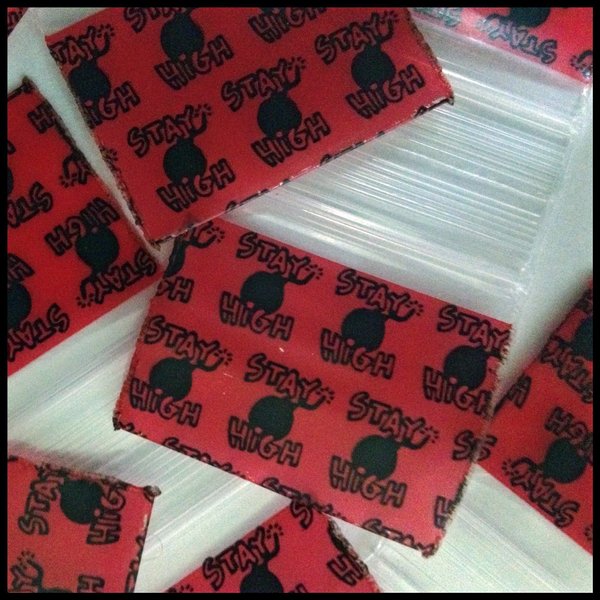 Small Mini Ziplock 100 12510 Designs Designer Bags You Choose Print 1.25" X 1" Baggies Apple Brand (Stay High Bomb)