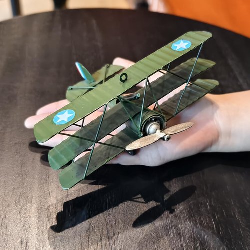 PARSAHO Triplane Bomber Iron Model US Fighter Plane Decor Aces of Aircraft World War I Aviation Military Fan Boyfriend Man Heroes Pendable Crafts Bookshelf TV Cabinet Office Desk Side Table Ornament