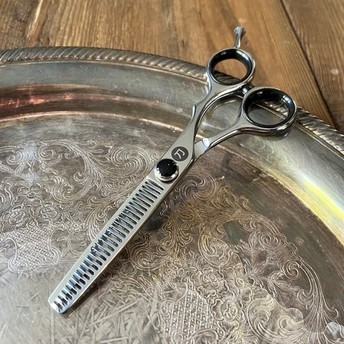 Saki Makoto Hair Thinning Shears for Professionals - Great for Stylists, Barbers and Hairdressers - Japanese 440C Steel