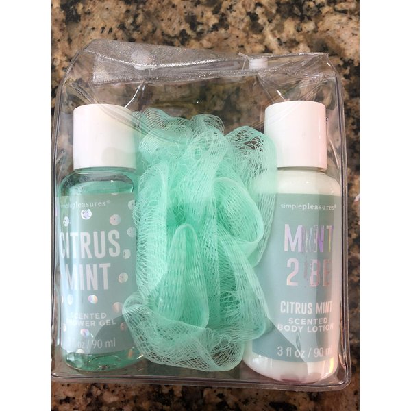 Simply Pleasures Citrus Mint Shower Gel, Body Lotion and Loofah