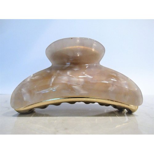 Generic Taupe beige brown or vanilla creme hair claw clip (Primary color: Vanilla creme), 1 Count (Pack of 1)