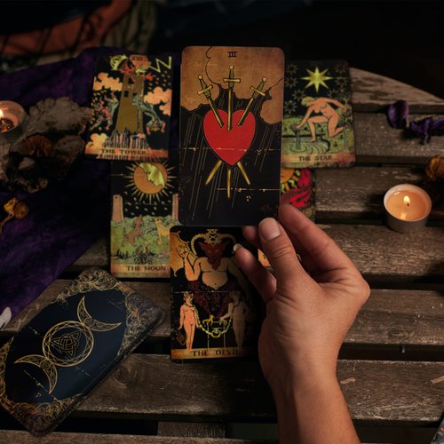 Tarot Cards, 78 Tarot Deck, Original Tarot Cards for Beginners and Experts with Guide Book and Gift Bag, Fortune Telling Game, Divination Tools for All Skill Levels, Black.