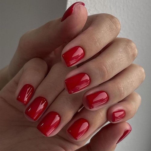 Bellelfin 240pcs Short Press on Nails Red Full Cover Short Square Glossy Fake Nails Acrylic Artificial False Nail Tips with 5 Sheets Adhesive Glue Tabs for Women and Girls Fingernails Design