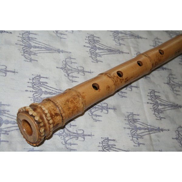 1.8 Shakuhachi Bamboo Flute w. Natural Mouthpiece D Key (D/F/G/A/C) Pentatonic - Warm, Mellow Sounding.