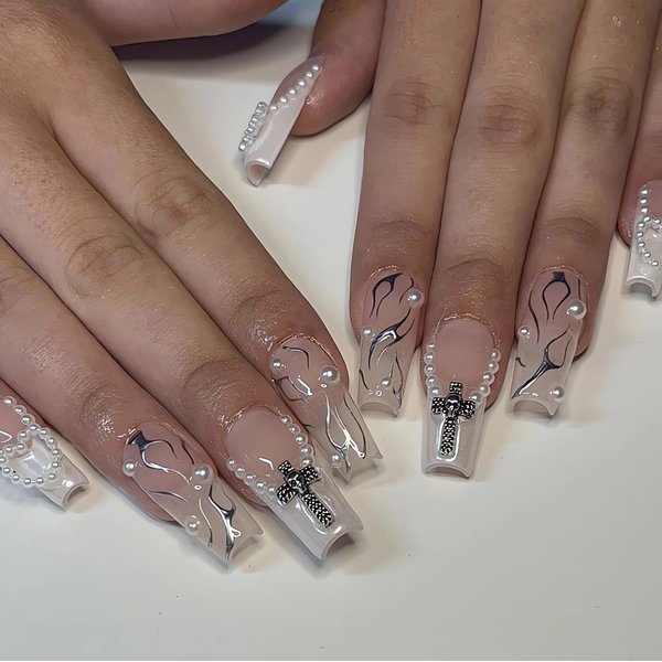 IMSOHOT Coffin Press on Nails Medium French Tips Fake Nails Clear Glossy False Nails with Metal Skull & Cross Designs Silver Flame Ballerina Acrylic Nails Glue on Nails for Women 24Pcs