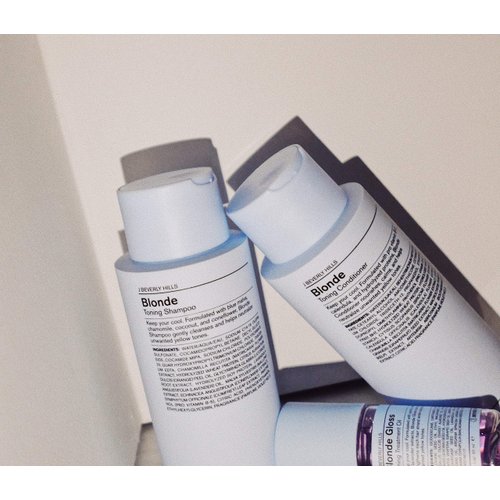 J Beverly Hills Blue Blonde Toning Shampoo with Coconut Oil for Deep Conditioning, 12 Oz