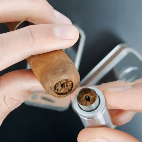 DISSIM Bullseye Cigar Punch Cutter with Centering Airflow Pin (Gunmetal)