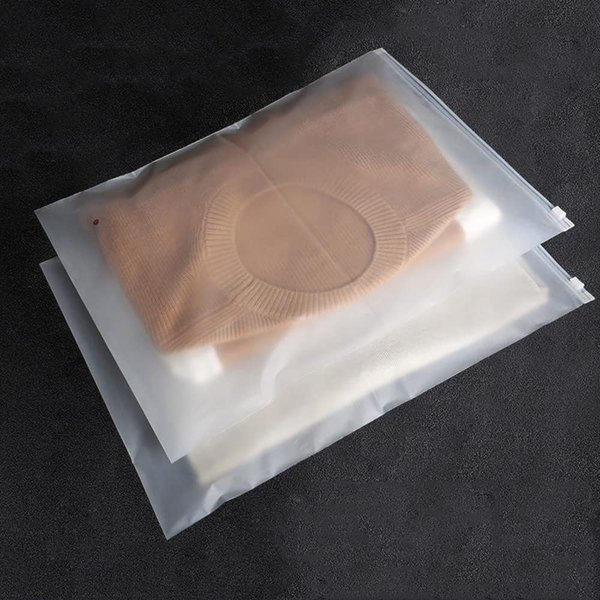 JSJSYO 50 PCS Reusable Travel Storage Bags Clear and Frosted Resealable Bags Zip Lock Storage Plastic Bags Luggage Organiser Pouch Space Saver Storage for School Trip 25x35cm,30x40cm(25 pcs per size)