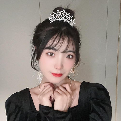 YERTTER SilverTiara Crown with Hair Comb Pearl Headpieces PrincessTiara Mini Crystal Rhinestones Hair Accessories Decorative Hair Pieces for Women Girls (Style 2)