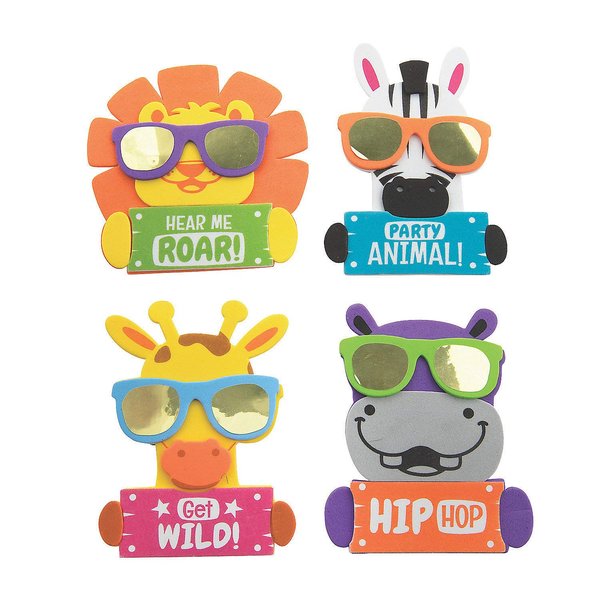 Fun Express Cool Groundhog Day Magnet Craft Kit - Creative Craft Activity for Kids Perfect for Groundhog Day Celebrations Classroom Projects Family Fun & Holiday Events - 12 Pieces
