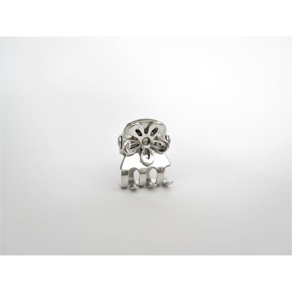 Tiny mini silver daisy flower metal hair claw clips