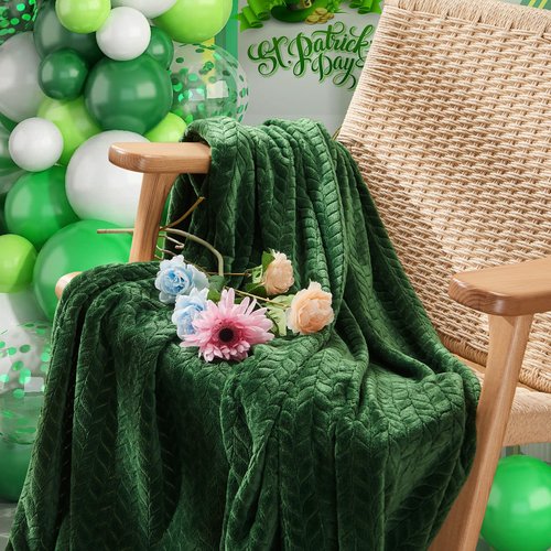 Inhand Fleece Throw Blankets, Super Soft Flannel Cozy Blankets for Adults, Washable Lightweight Blanket for Couch Sofa Bed Office, Warm Plush Blankets for All Season (50"×60", Green)