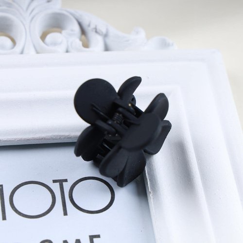 Iaceble Plastic Black Flower Hair Claw Clip Boho Hair Jaw Clips Cute Daisy Flower Hair Clip Black Flower Holder Hair Claw Hairclip Decorative Hair Accessories for Women and Girls Headdress