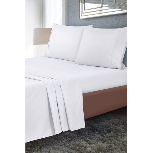 ROYALE LINENS Full Size Flat Sheet Only - Brushed 1800 Microfiber - Ultra Soft & Breathable - Wrinkle & Stain Resistant - Hotel Quality Flat Sheet Sold Separately - Top Sheet for Bed - (Full, White)