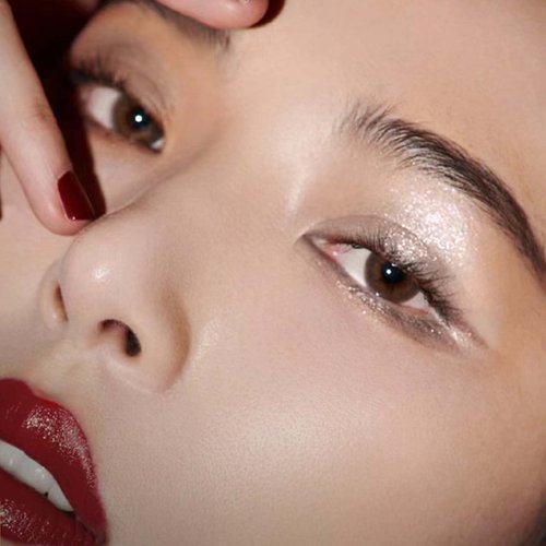 Daeuwiutr White Glitter Eyeshadow Primer Palette Waterproof Smudge Proof Long Lasting Shimmer Eyeshadow Create Highlight And Shadow Perfect Finish Eye Makeup(White Glitter 9#)