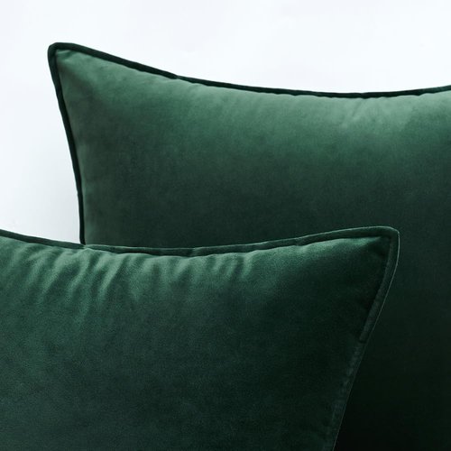 MIULEE Pack of 2 Decorative Velvet Throw Pillow Cover Soft Army Green Pillow Cover Solid Square Cushion Case for Sofa Bedroom Car 18x 18 Inch 45x 45cm