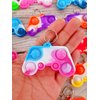 Roaqua 100 Packs Bulk Game Controller Backpack Mini pop Fidget Keychain,Birthday Party Favors,summer Students Bubble Prize for boy and Little Girl,Kids gifts