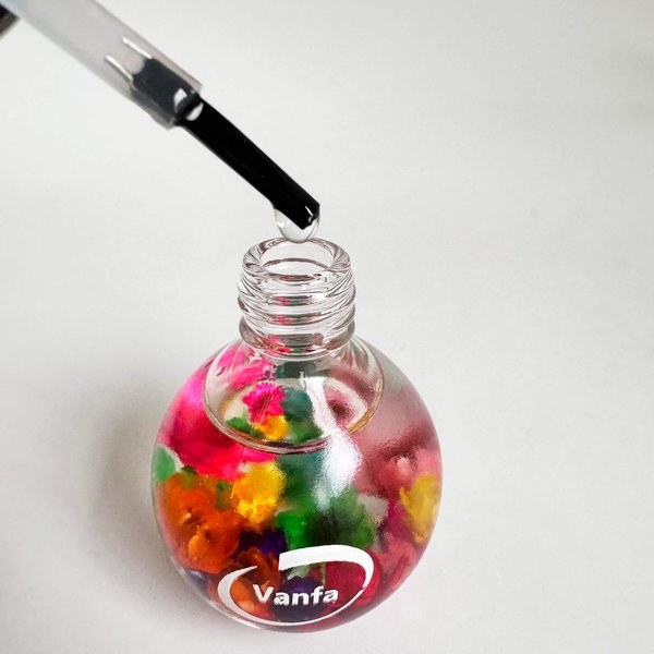 Vanfa Cuticle Oil infused with real flower (Grape)